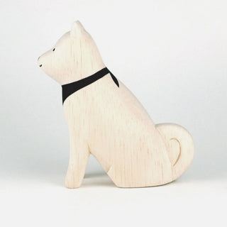 Animal de madera Pole Pole Akita