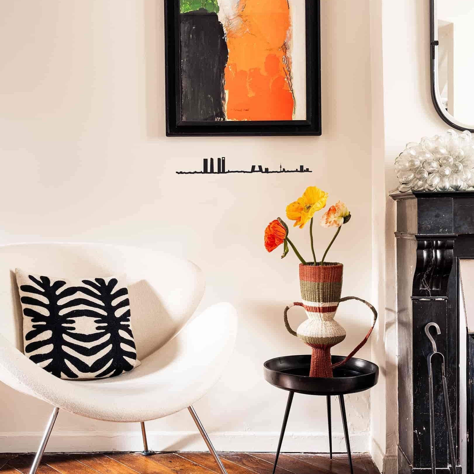 The Line Madrid Negro