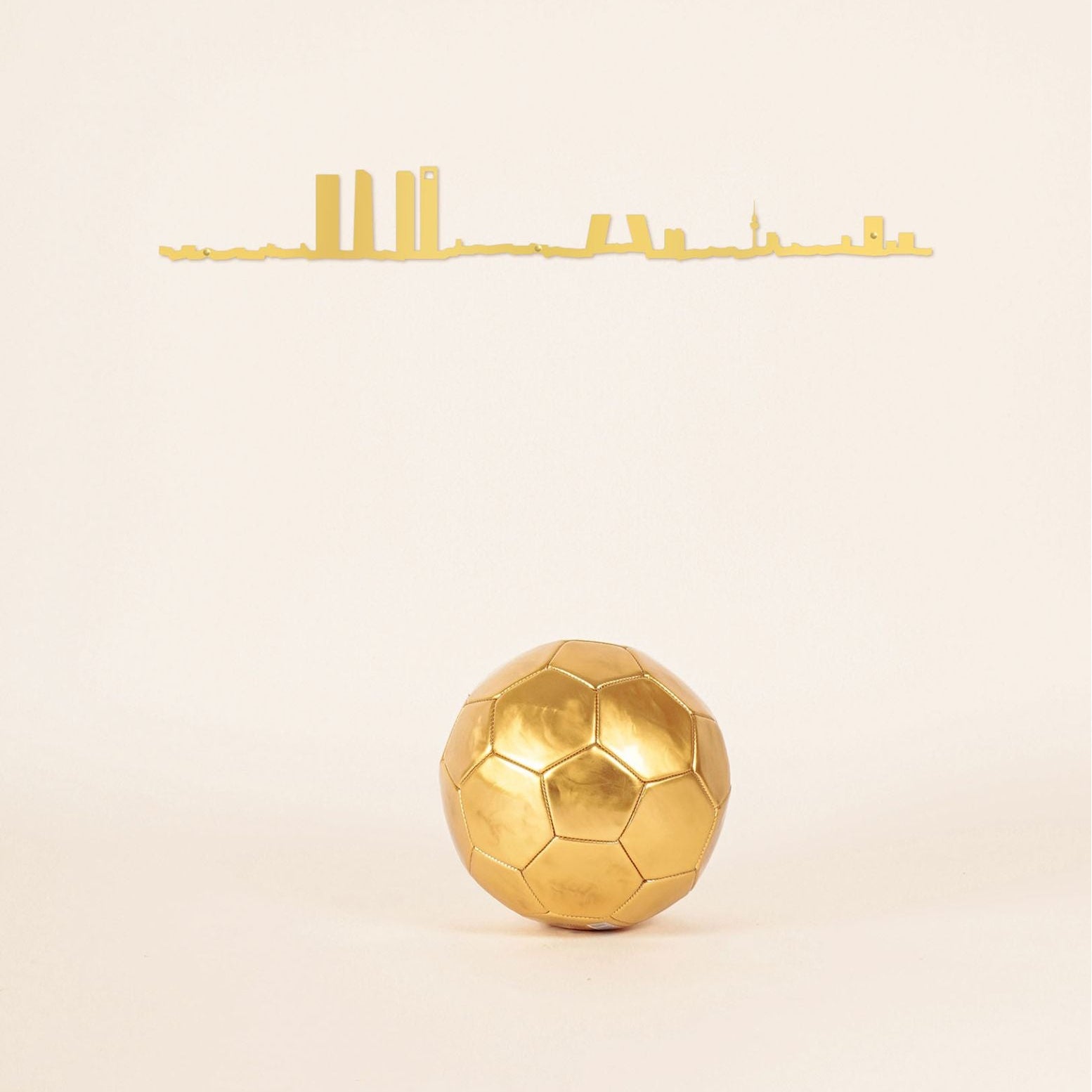 The Line Madrid Dorado