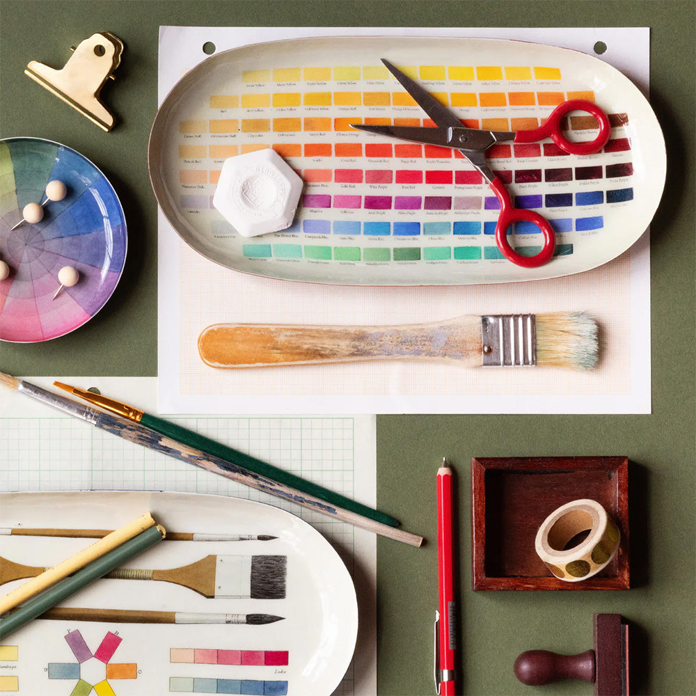 Nomenclature of Colors Oval Enamel Tray
